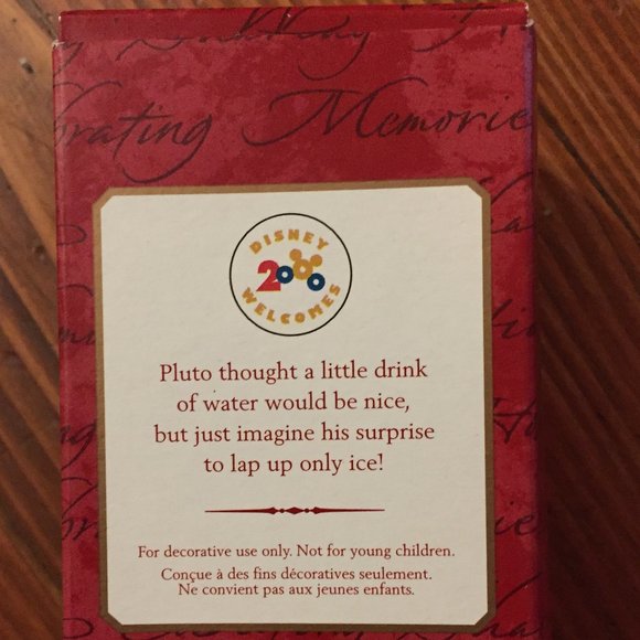 🛍️ | Mickey & Co. Dog Dish Dilemma - PLUTO - Hallmark Keepsake Ornament - Picture 4 of 12